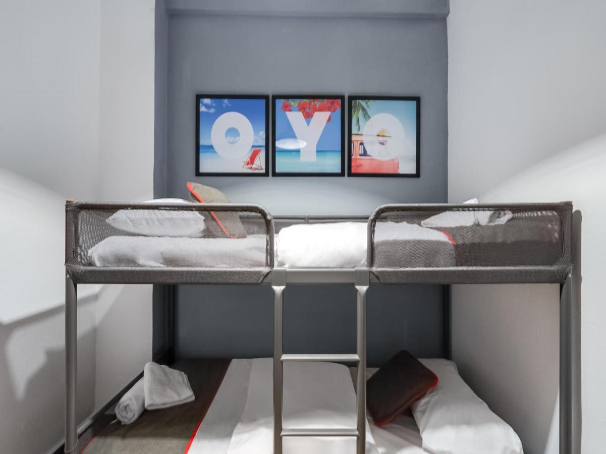 Oyo Ruzafa Guesthouse Βαλένθια Εξωτερικό φωτογραφία