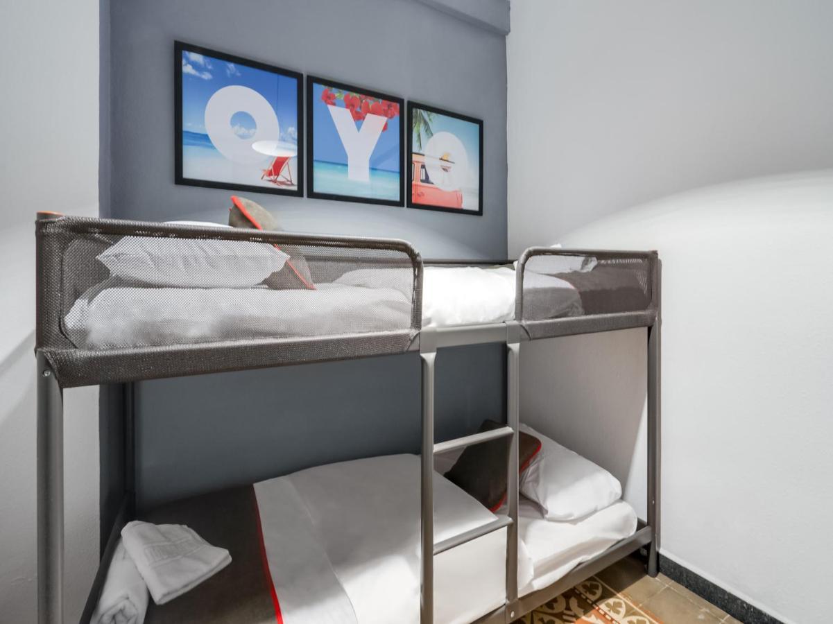 Oyo Ruzafa Guesthouse Βαλένθια Εξωτερικό φωτογραφία
