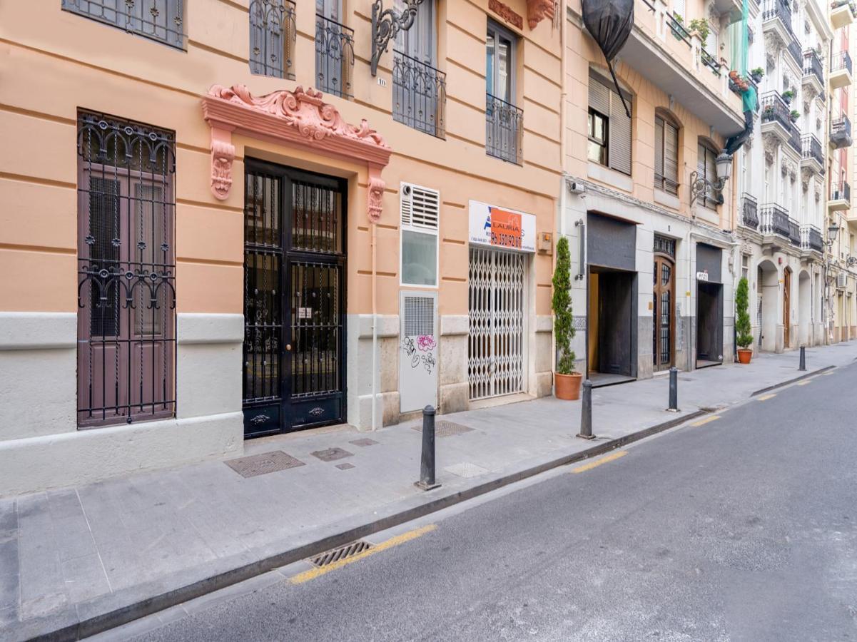 Oyo Ruzafa Guesthouse Βαλένθια Εξωτερικό φωτογραφία
