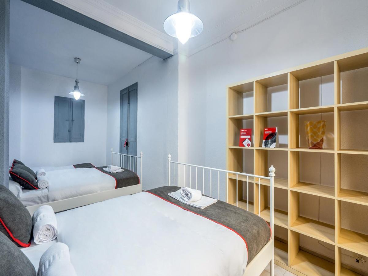 Oyo Ruzafa Guesthouse Βαλένθια Εξωτερικό φωτογραφία